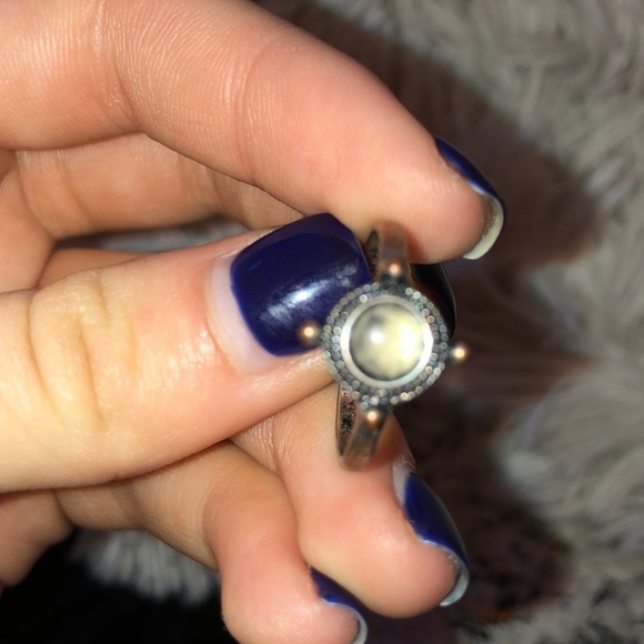 7 Rings - Picture 6 of 8